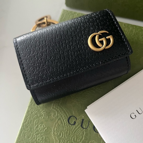 Gucci Leather GG AirPod Case - Authentic - Picture 5 of 5